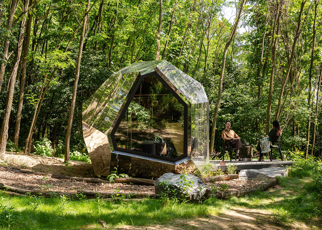 Hello Wood 將未來主義小屋帶到森林和紐約屋頂