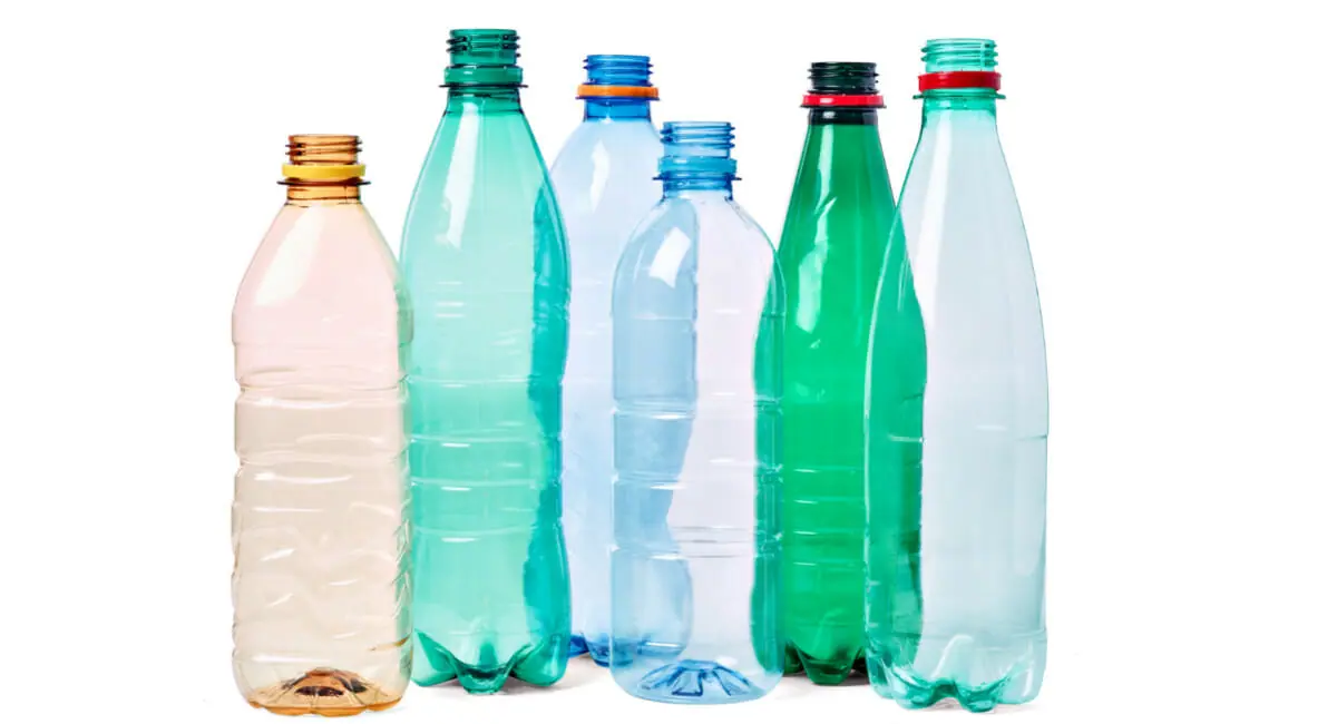 飲料包裝輕量化與可回收性趨勢：PET、鋁罐與紙盒創新解決方案