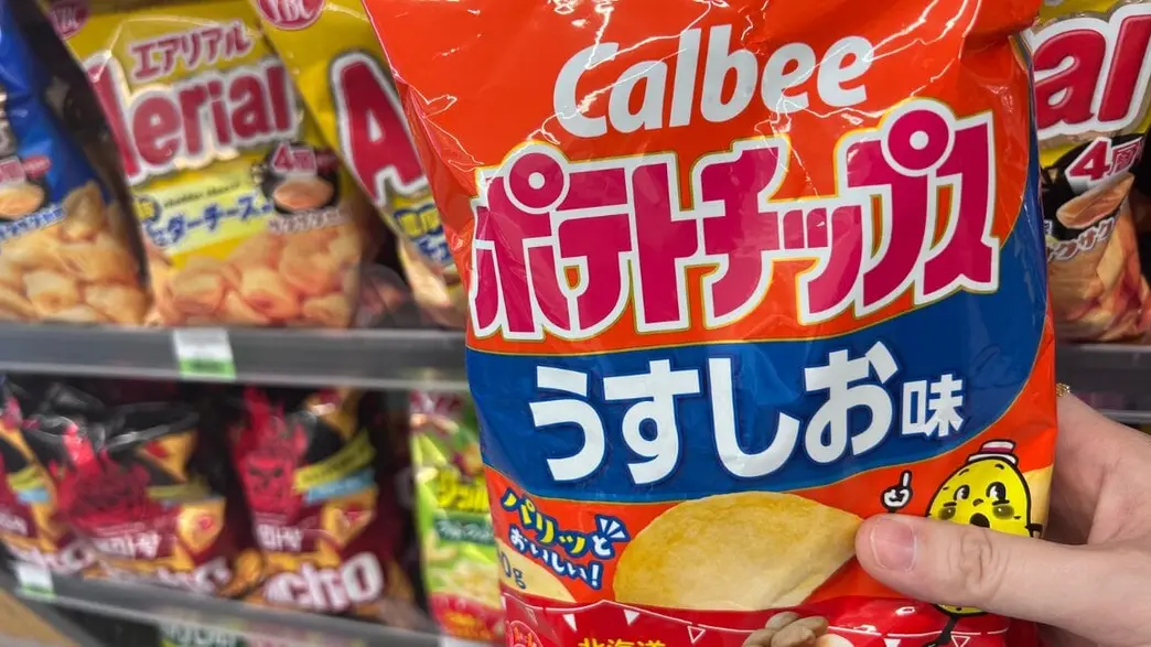 中東地緣政治衝擊供應鏈,Calbee簡化包裝設計穩定供貨